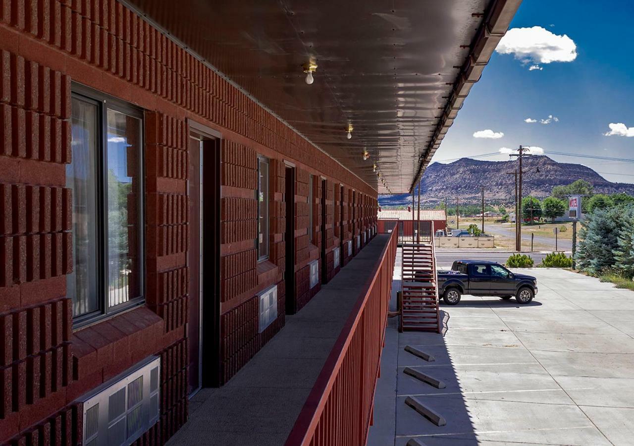 Motel Prospector