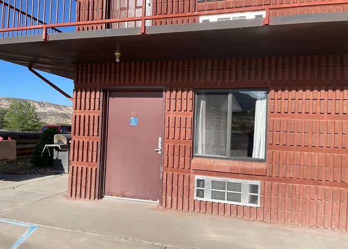 Prospector Inn
